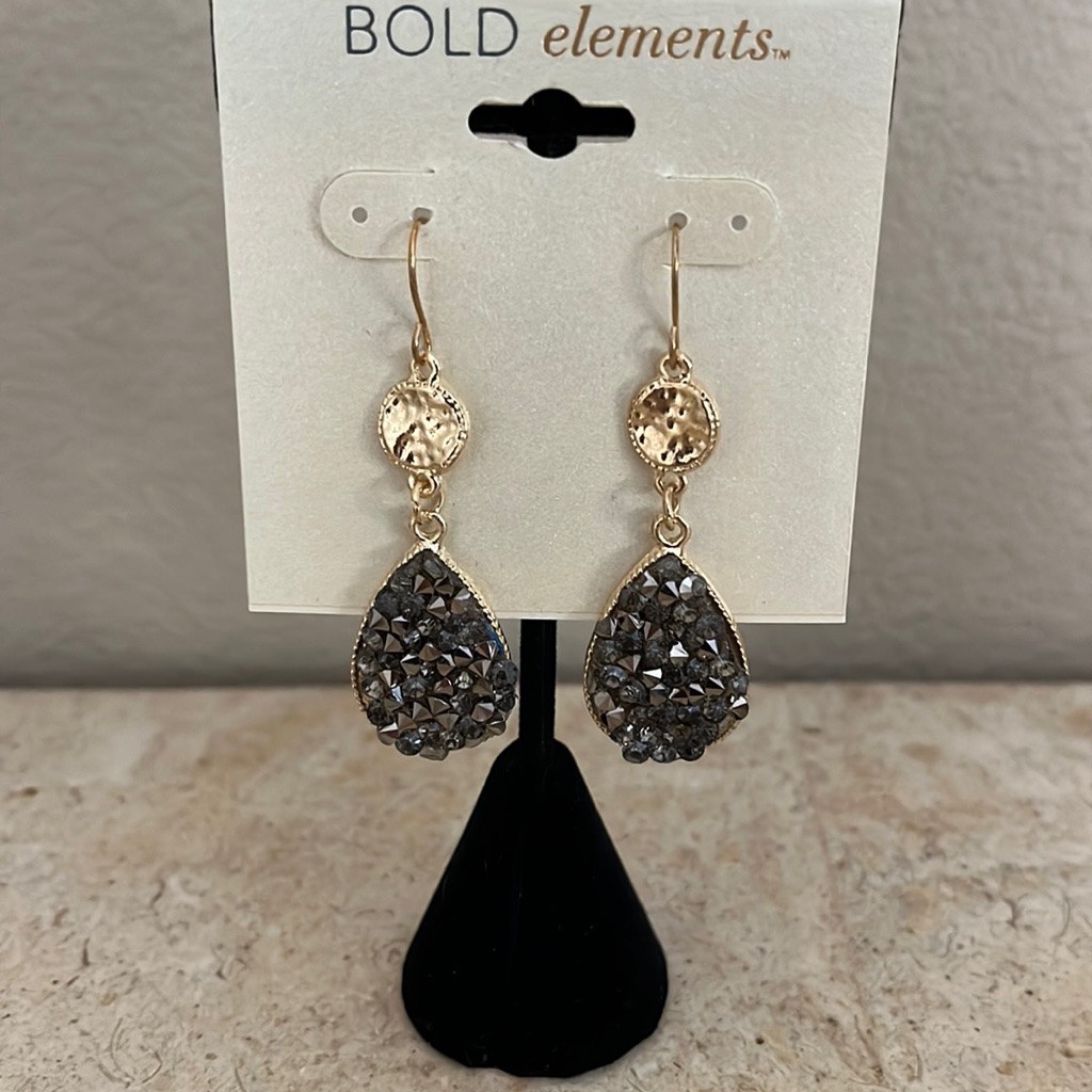 Bold Elements Gold Tone Marcasite Look Beaded Pierced Earrings 10$